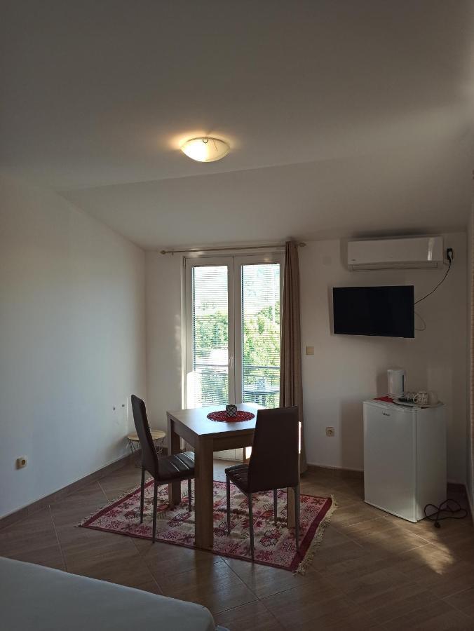 Lastva Holliday Rooms Budva Dış mekan fotoğraf