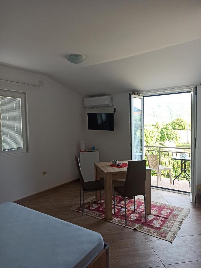 Lastva Holliday Rooms Budva Dış mekan fotoğraf